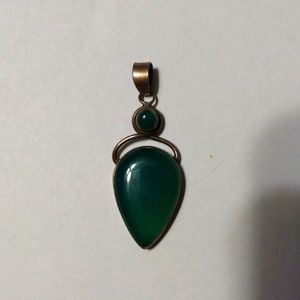 Beautiful Green Stone 925 Sterling Silver pendant